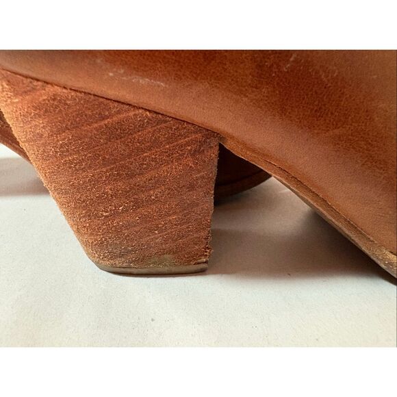 Frye Brown Leather Pointed Toe Heeled Ankle Booties Western Style - Picture 8 of 11